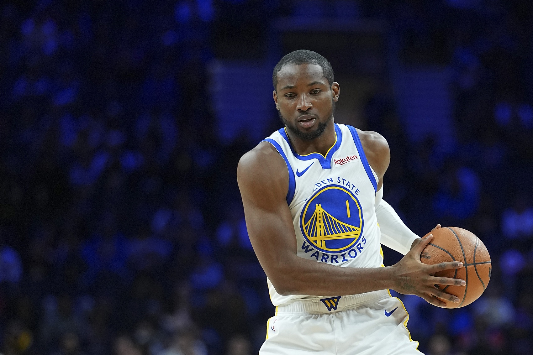 足球直播免费观看在线-帕森斯：谁申请交易后还能得到主场掌声？只有科尔不喜欢库明加